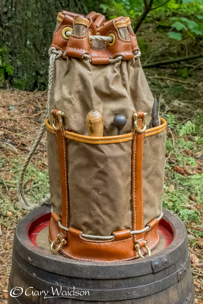 The Wayland Ditty Bag -   Gary Waidson - Ravenlore Bushcraft and Wilderness skills.